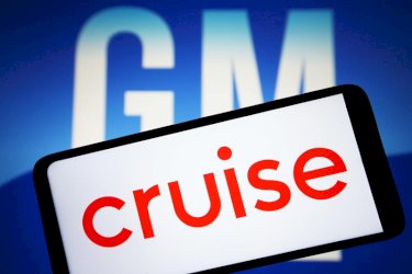 gm-povlaci-skoro-1.000-robotaksija-kompanije-cruise